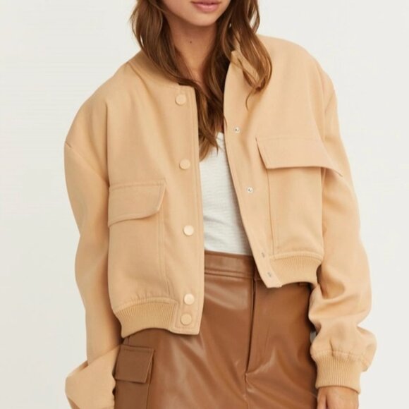 Sailor Cropped Utility Bomber Jacket | Women's Fall Fashion | Tan Neutral - Picture 4 of 9